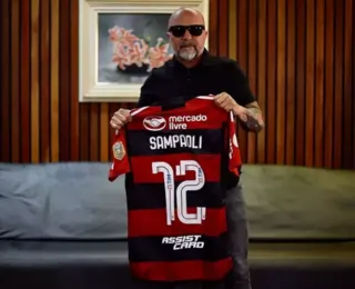 Novo técnico do Flamengo, Sampaoli desembarca no Rio de Janeiro