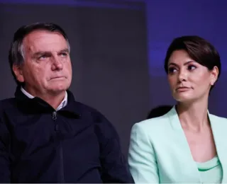 Gastos de Michelle Bolsonaro eram pagos com dinheiro vivo, indica PF