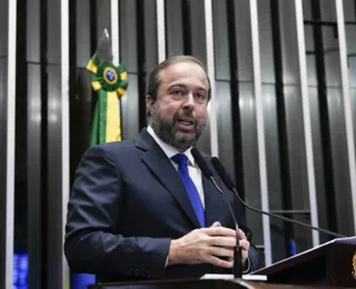 Ministro nega que governo queira reestatizar Eletrobras