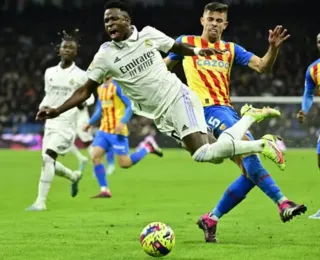 Gabriel Paulista exalta torcida do Valencia após racismo contra Vini