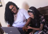 85% dos pais conversam com os filhos sobre dinheiro