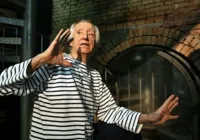 Amiga de Zé Celso diz que seu estado de saúde é grave, mas estável