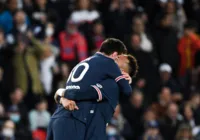 Ao se despedir de Messi, Neymar deseja sorte e declara: “Te amo”