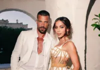 Após tatuagem íntima, Anitta expõe fetiche do namorado: "ele tem foto"