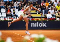 Bia Haddad vence russa e avança à terceira rodada em Roland Garros