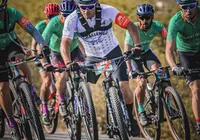 Caatinga brasileira recebe centenas de ciclistas