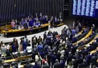 Câmara aprova projeto que beneficia governo no Carf