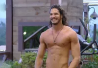 Cantor é expulso do 'De Férias com o Ex' após destratar produção