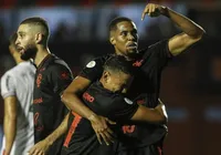 Com Zé Hugo de garçom, Vitória vence o Botafogo-SP por 2 a 0