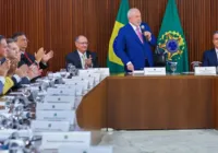 Com crise e disputa pelo Turismo, Lula faz reunião ministerial hoje