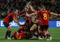 Com final eletrizante, Espanha vence Suécia e garante vaga na final