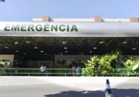 Criança morre após ter corpo queimado ao acender fogão em Salvador