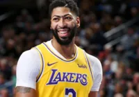 Davis renova com os Lakers e terá maior salário da história da NBA