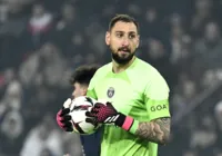Donnarumma, goleiro do PSG, é alvo de assalto violento dentro de casa