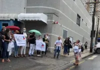 Enfermeiros do Hospital Português protestam contra cortes no pagamento