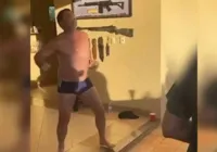 Flávio revela tática do irmão: "Sou filho do presidente. Quer me dar?"