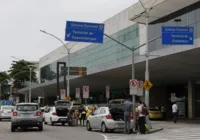 Governo reduz voos do Santos Dumont para ampliar fluxo no Galeão