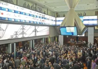 Ibovespa recua com decisões monetárias e balanços corporativos