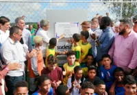 Jerônimo inaugura obras da BA-142 e ampliação do estádio no interior