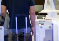 Latam vai conferir bagagens de mão e cobrar por excesso de peso