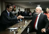 Lula acena à Bahia e pode indicar presidente do TCU para vaga no STF