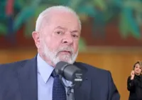 Lula diz que negocia com partidos 'não centrão'