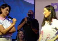 Michelle pede que deputada tire prótese ocular: "eu seguro seu olho"