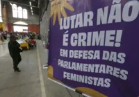 Movimentos fazem ato em defesa do MST e de parlamentares feministas