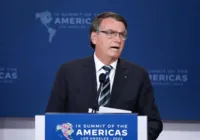 Pesquisa: 67% dos eleitores acreditam que presentes são de Bolsonaro