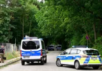 Polícia procura leoa fugitiva perto de Berlim