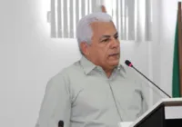 Prefeito é vaiado na festa de emancipação de município baiano