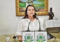 Presidente da Câmara agradece apoio após ser hostilizada