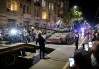 Retirada de paramilitares leva alívio a moradores de cidade russa