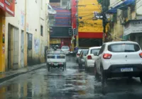 Salvador tem feriado chuvoso com sirene e evacuação no Bosque Real