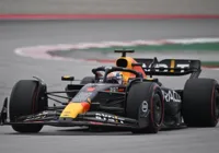 Verstappen faz a 'pole position' do GP da Espanha de F1