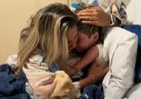 Vídeo: Filho de oito anos reencontra a mãe após passar 16 dias em coma