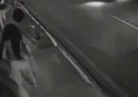Vídeo: câmeras flagram momento em que estudante é baleada