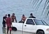 Vídeo: carro é encontrado na água da Praia de Tubarão