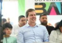 Zé Trindade recebe afago de aliados no dia de seu aniversário