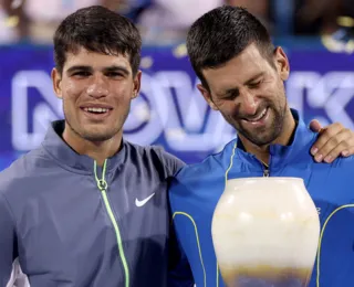 Alcaraz se mantém no topo do ranking da ATP; Djokovic se aproxima