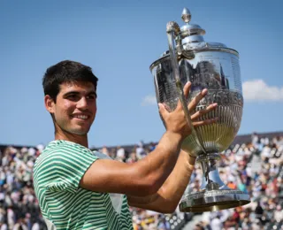 Alcaraz vence ATP 500 de Queen's e voltará a ser número 1 do ranking