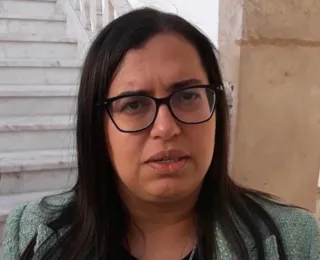 Ana Paula vai a ato em defesa de vereadora agredida