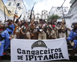 Blocos juninos animam a festa de  Lauro de Freitas