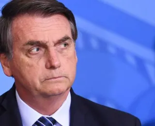 Bolsonaro em mensagens a empresário: "sangue" e "guerra civil"