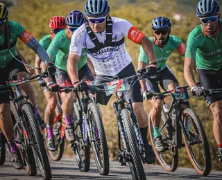 Caatinga brasileira recebe centenas de ciclistas