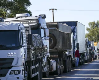 Caminhoneiros e taxistas ganharam R$ 2 bi da gestão Bolsonaro em 2022