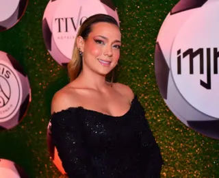 Carol Dantas abandona entrevista após pergunta sobre traição de Neymar