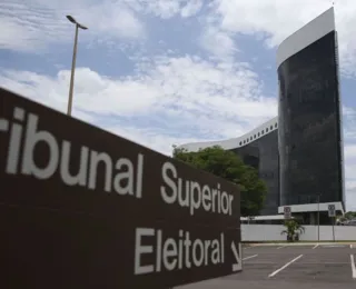 TSE rejeita multar Bolsonaro por propaganda antecipada em 2022