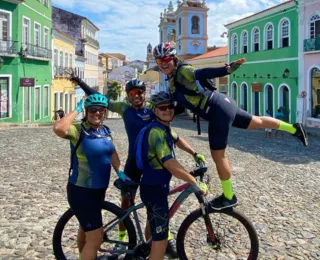 Ciclistas comemoram seu dia e entidade lança Guia