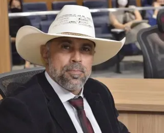 Deputado pede para não ser preso após dizer que financiou acampamentos